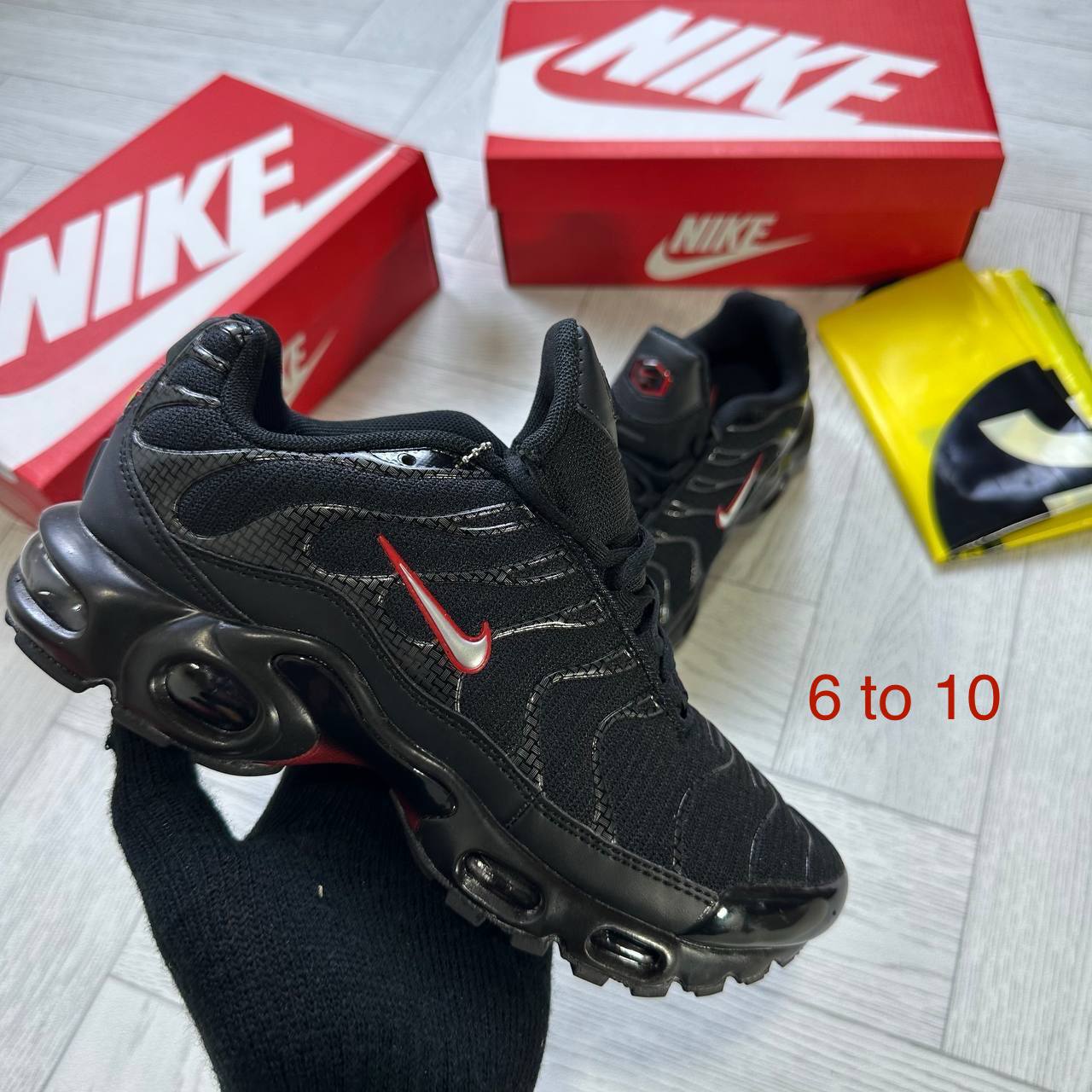 💥NIK AIR MAX 95 SHOES SIZES    MENTIONED ON THE PHOTO to1012