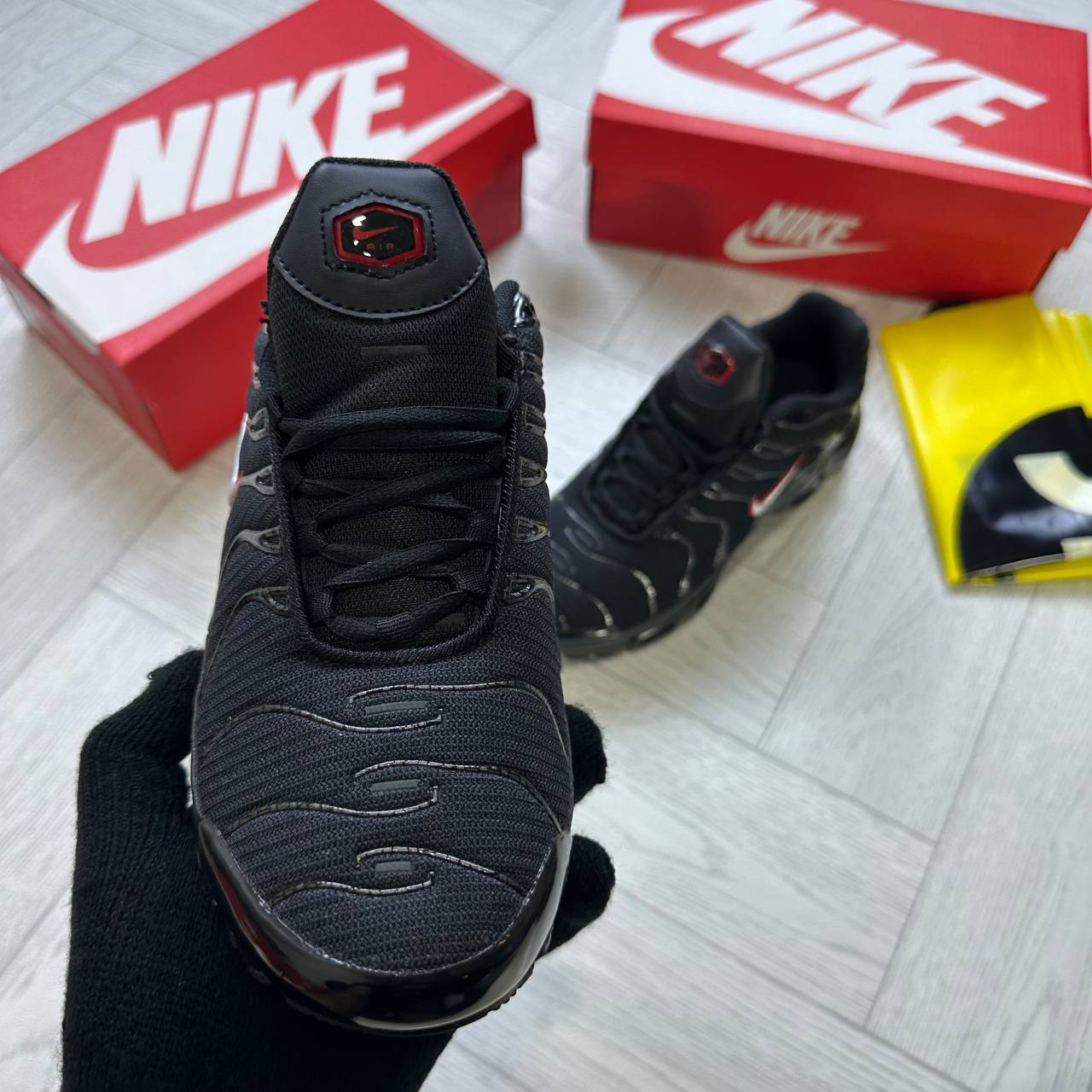 💥NIK AIR MAX 95 SHOES SIZES    MENTIONED ON THE PHOTO to1012