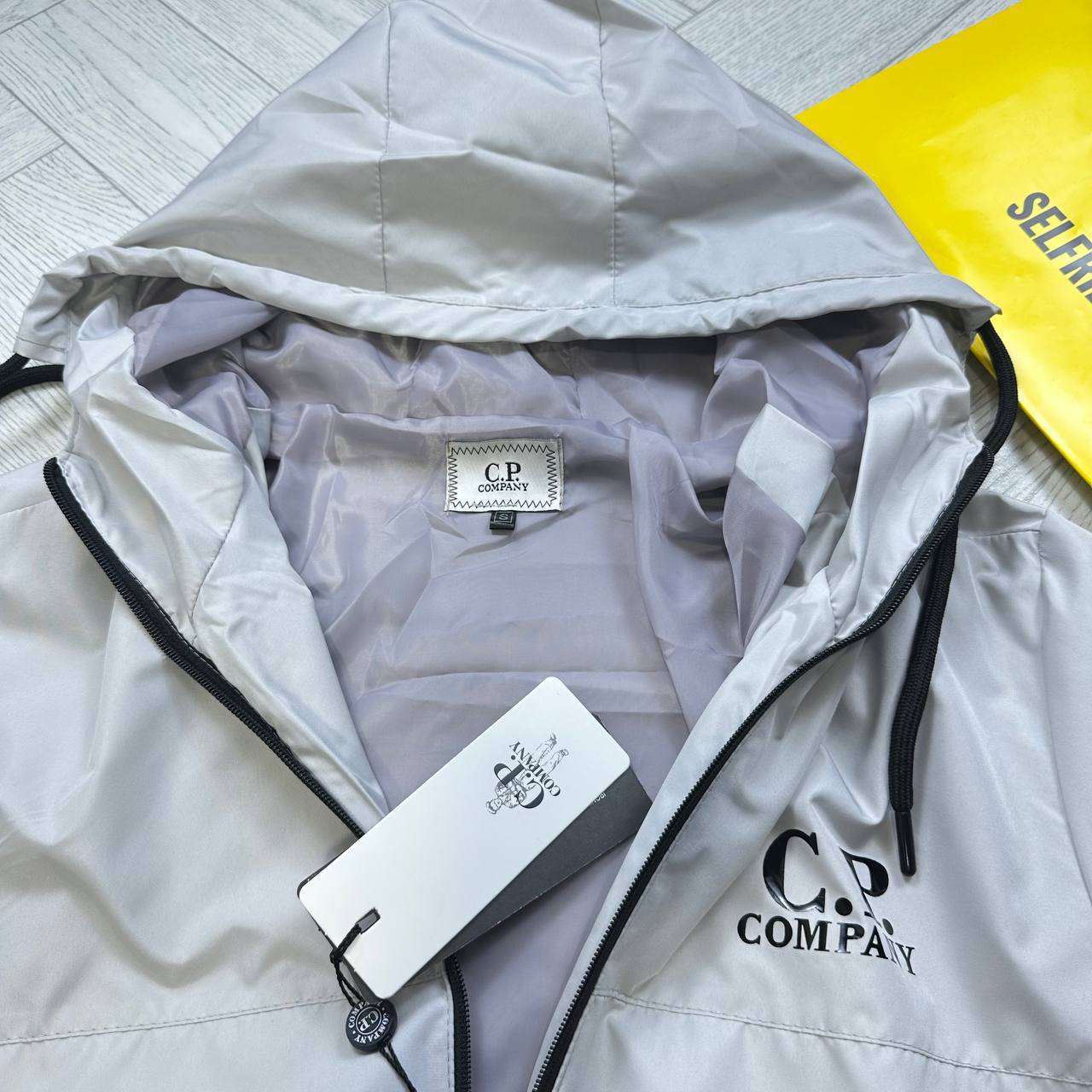 Good quality cpi summer wind breakers to1012