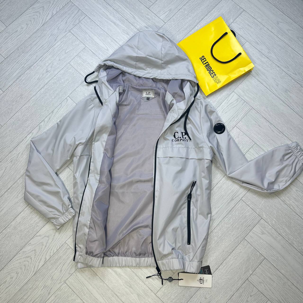 Good quality cpi summer wind breakers to1012