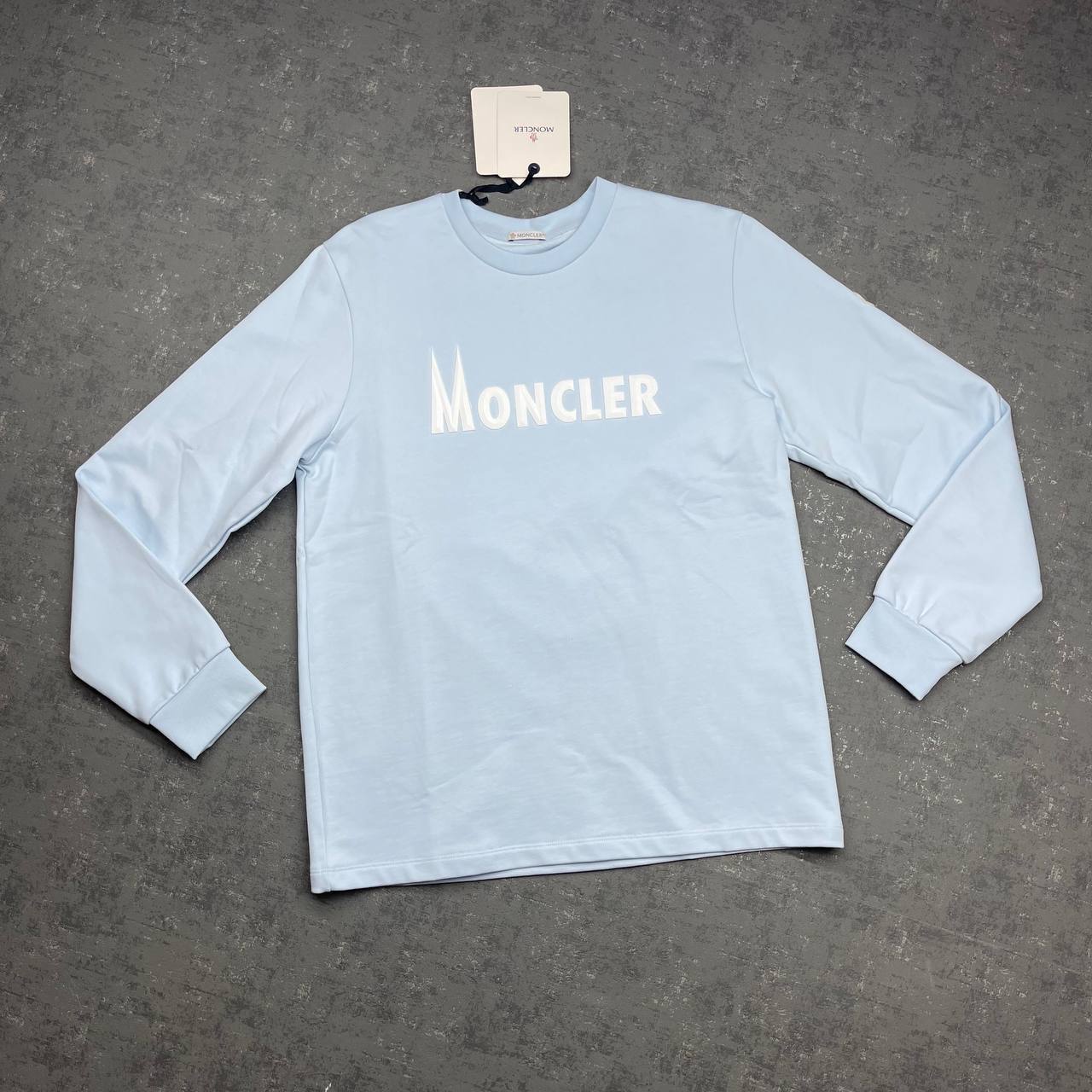 Moncle jumpers on sale am0409