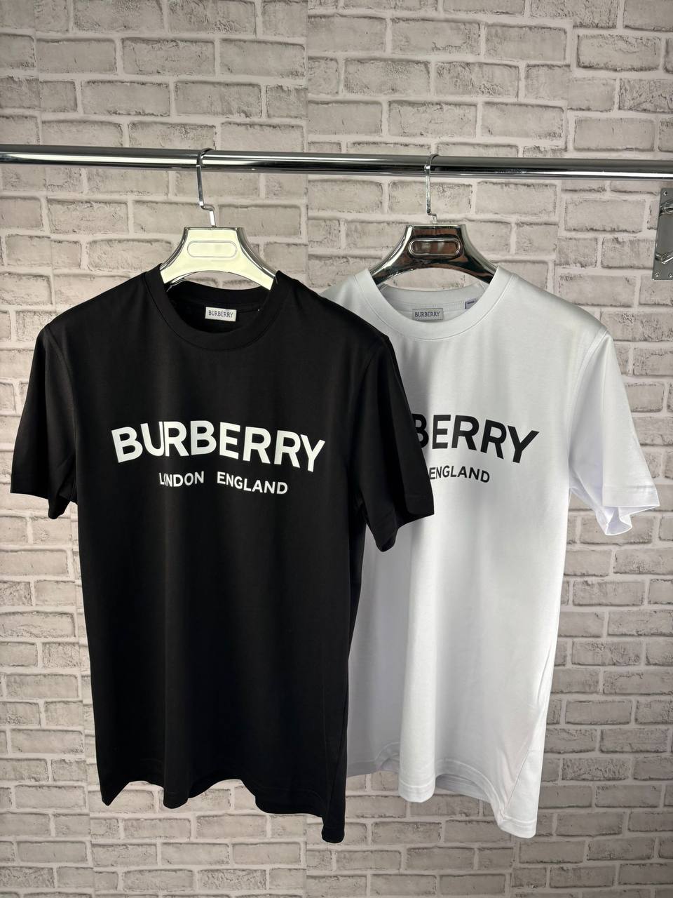 Burber T-shirts or Shorts aj3105