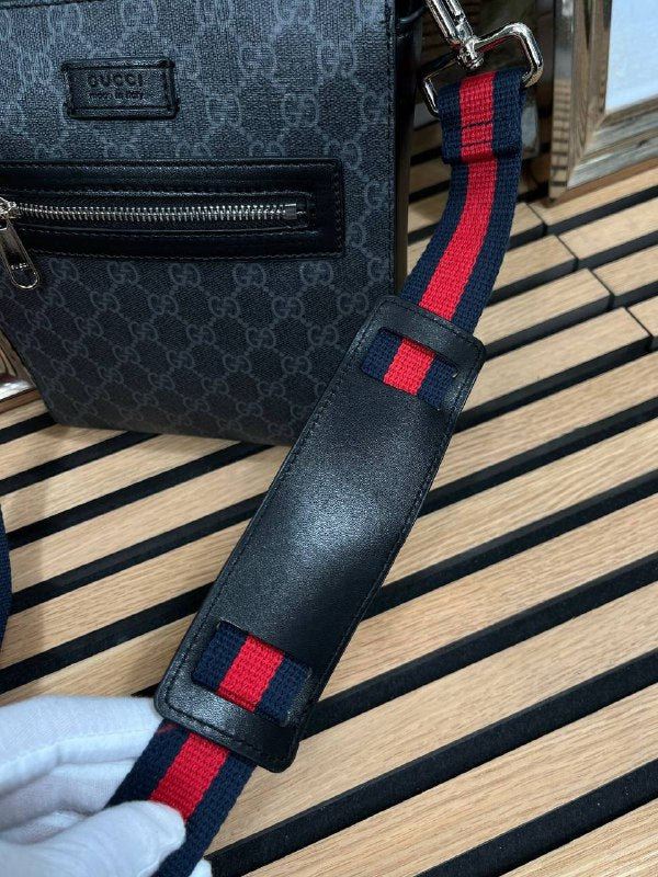 GUCC MENS BAG COME WITH DUST BAG am0409