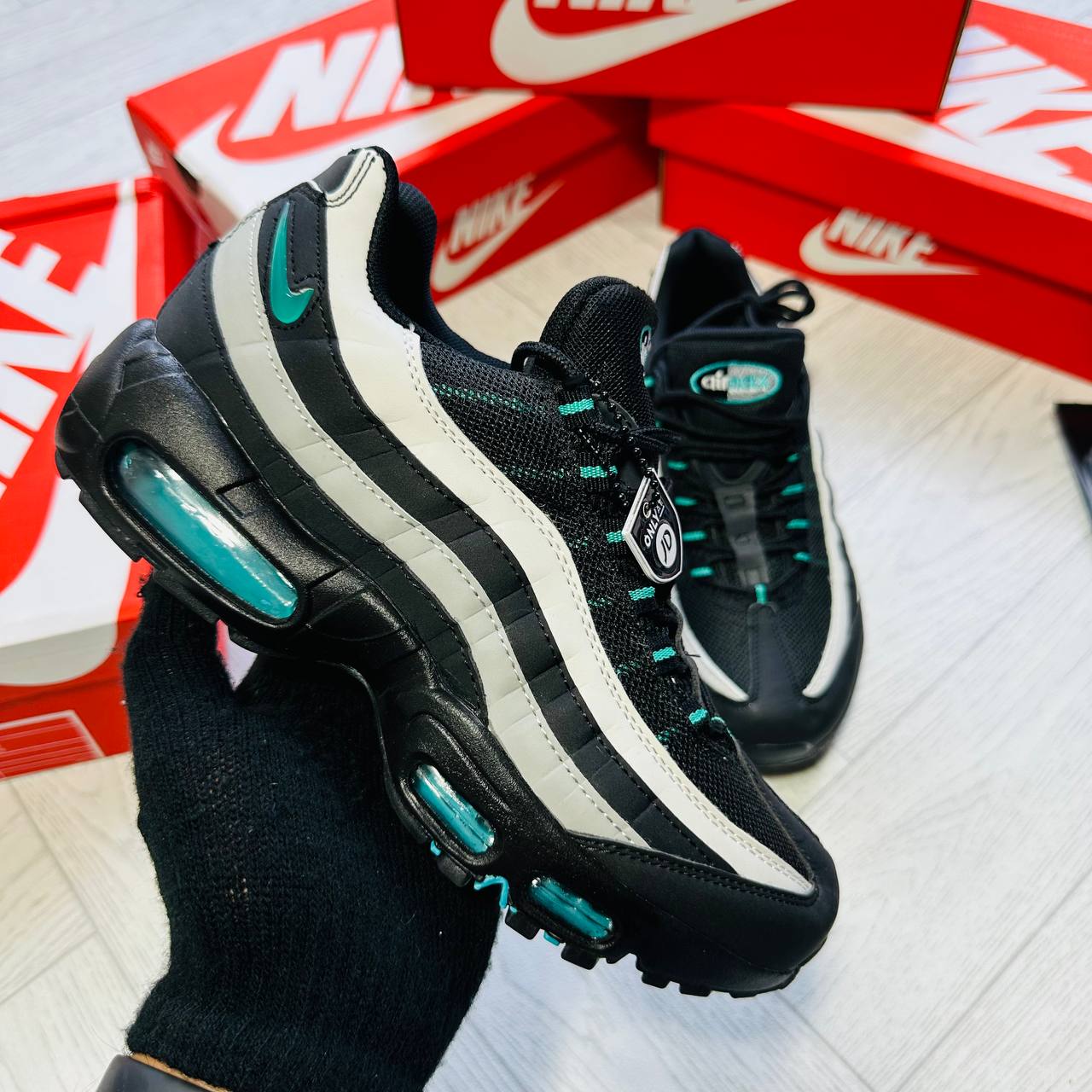 NIK AIR MAX 95 SHOES to0409