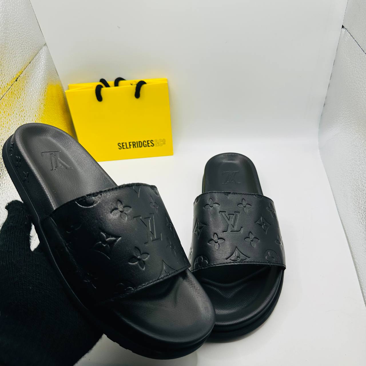 LVe SLIDERS to0409