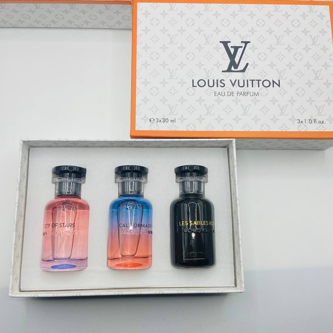 LVe PERFUME GIFT SET BOXED to0409