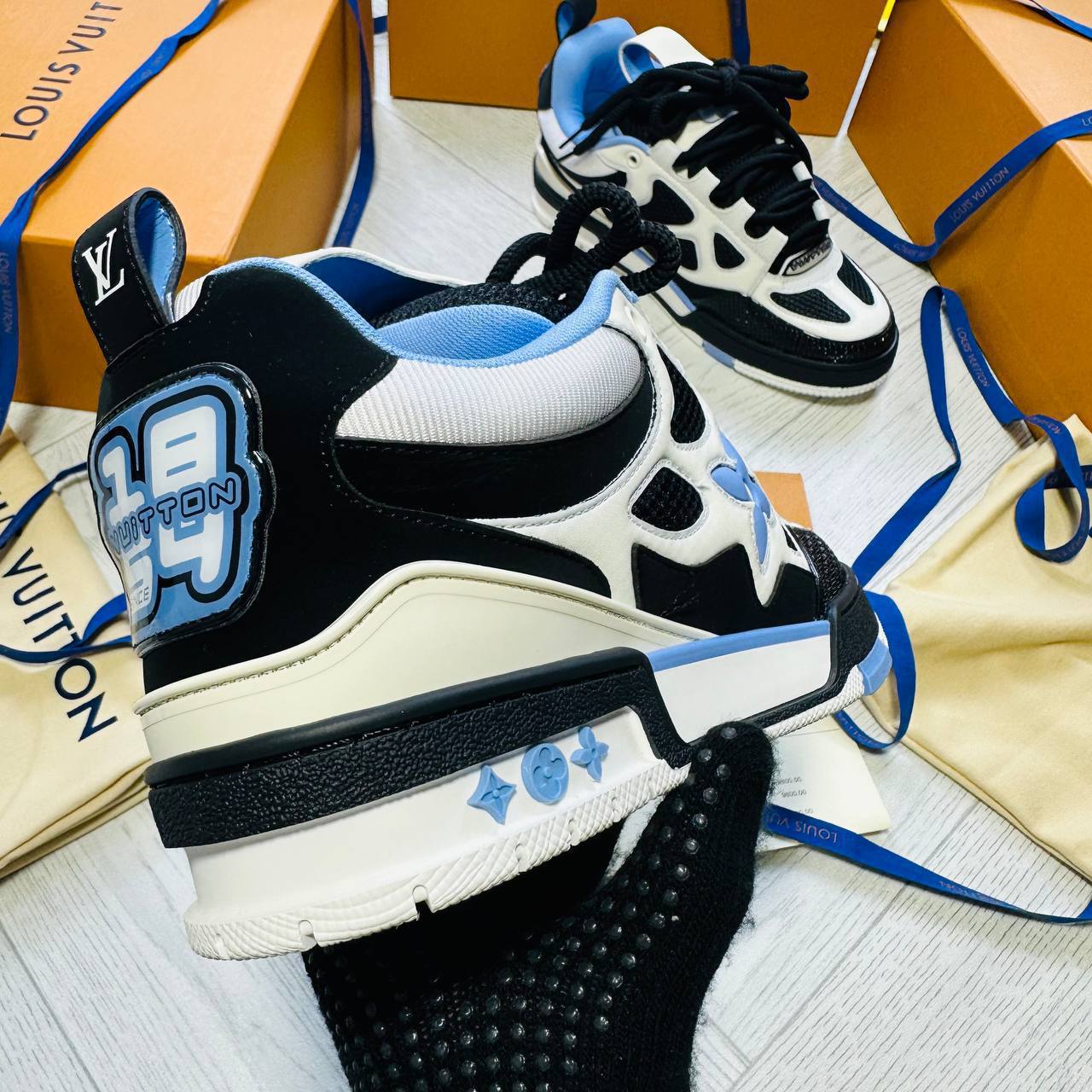 SUPERCLO QUALITY LVE SHOES to1212