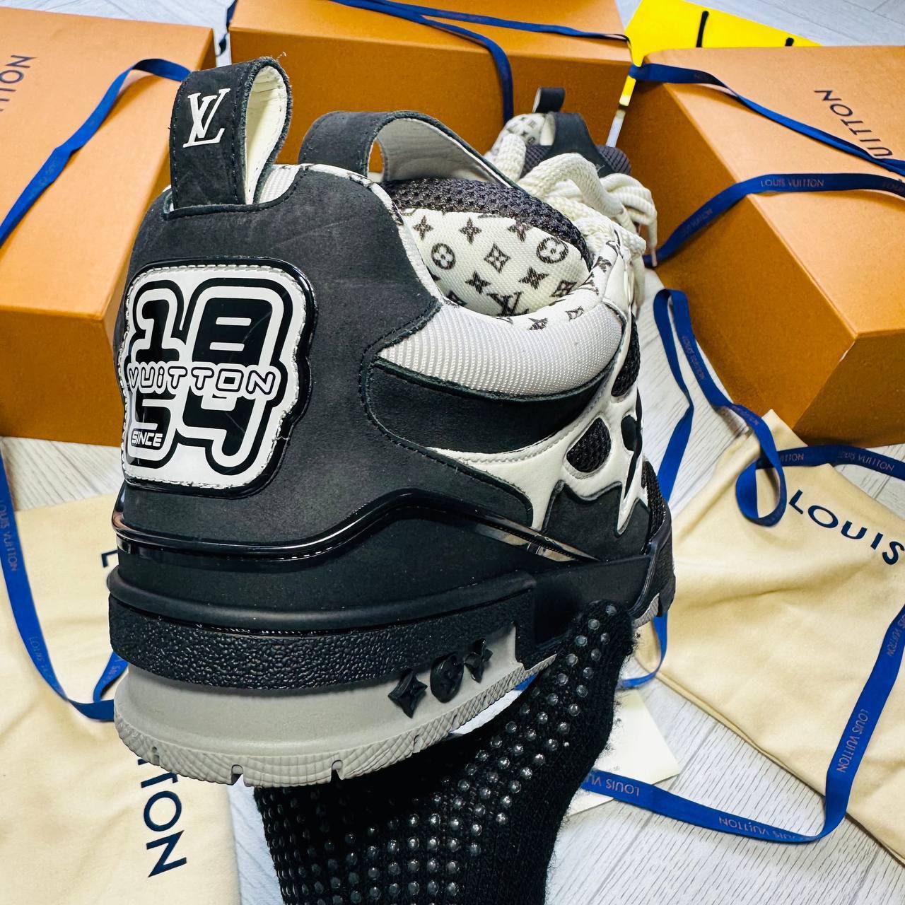 SUPERCLO QUALITY LVE SHOES to1212