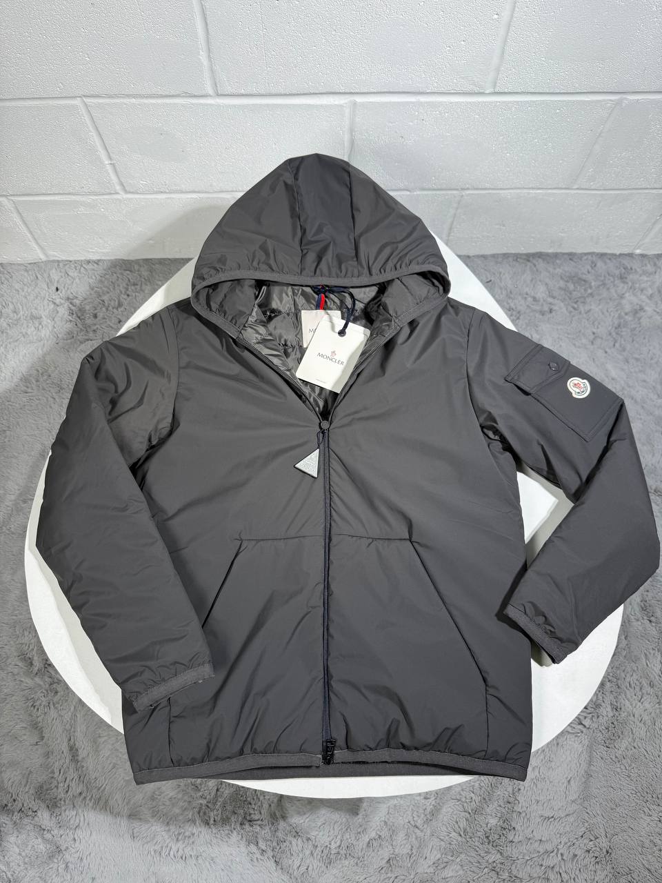 Moncle - MONTEYNAR SHORT DOWN JACKET 0509