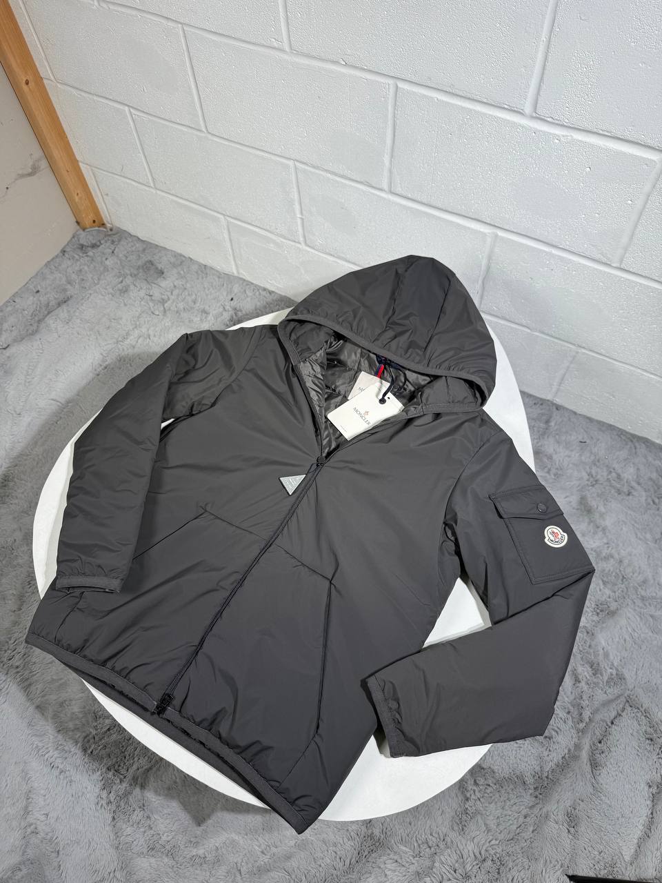 Moncle - MONTEYNAR SHORT DOWN JACKET 0509