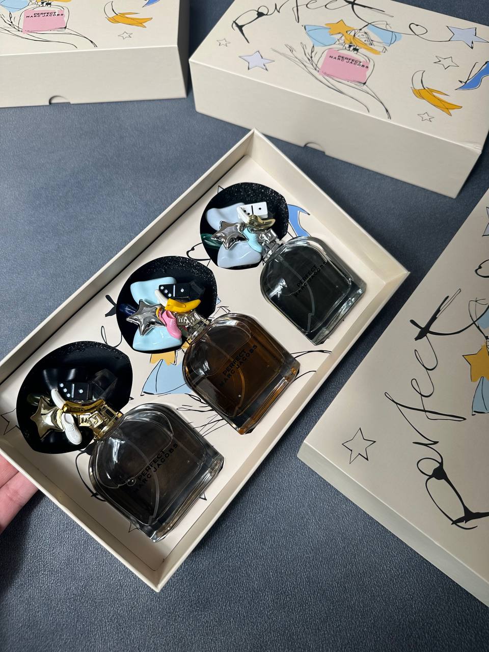 WOMENS DASY PERFECT PERFUME SET am0709