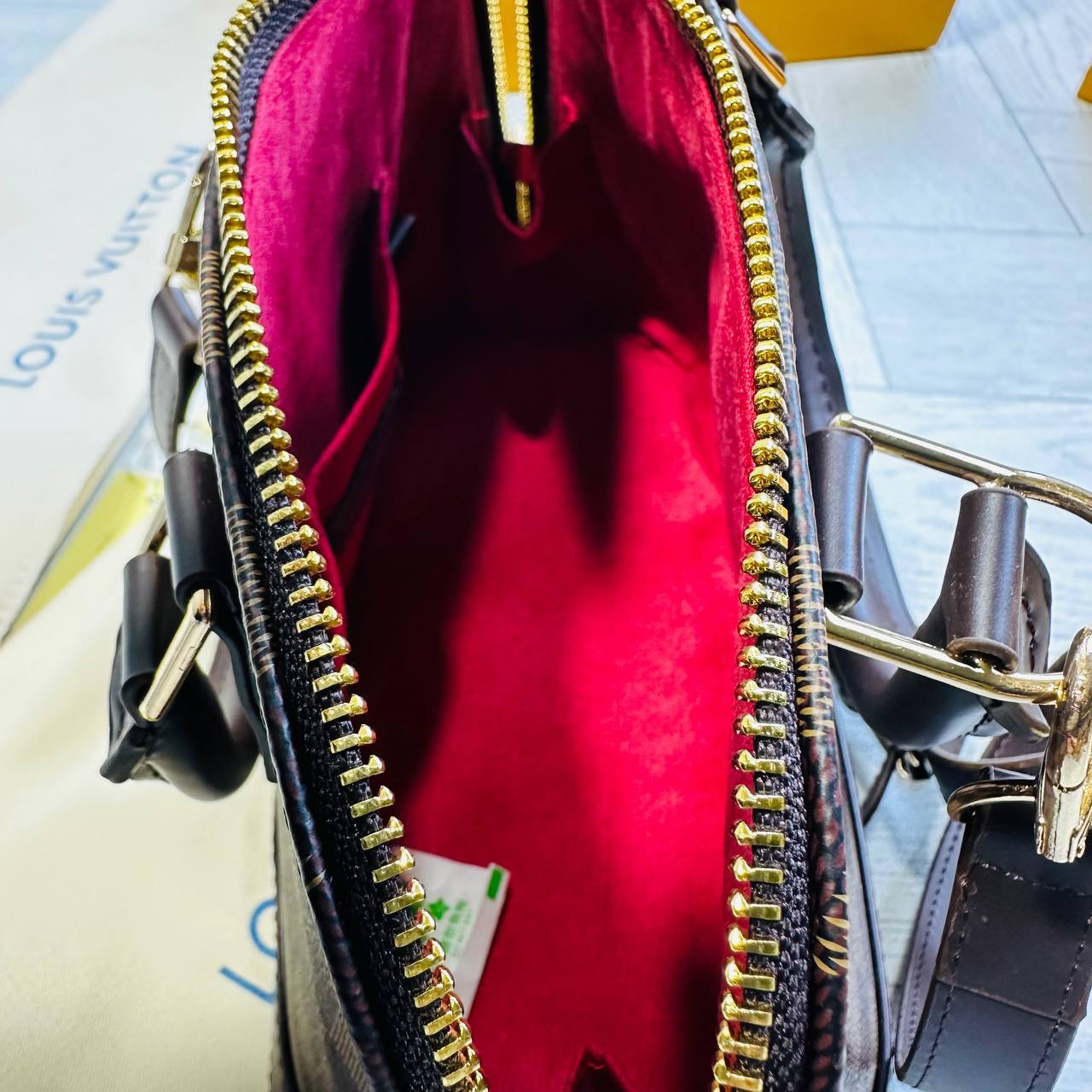 COL QUALITY LVE LADIES BAG WHIT BOX to1812