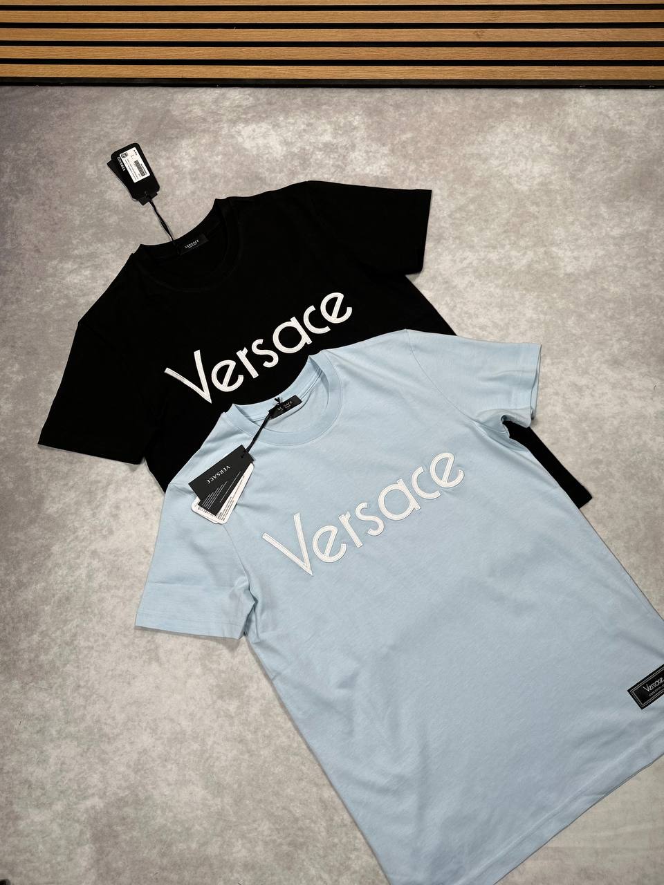 SUPER CLO VERSA TEE am1009