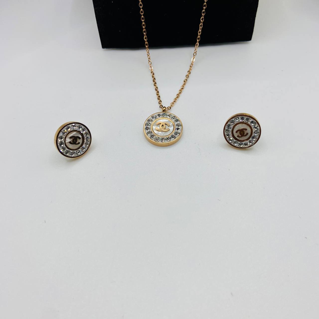 Chanl earings and necklace set with packaging to1809