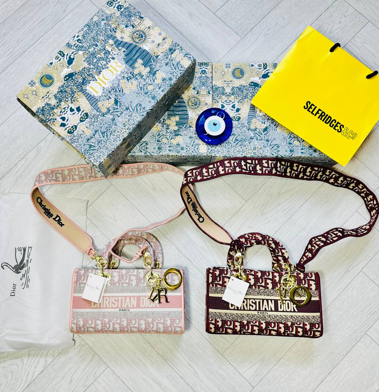 CHRISTIAN DOR BAG WHIT BOX to2012