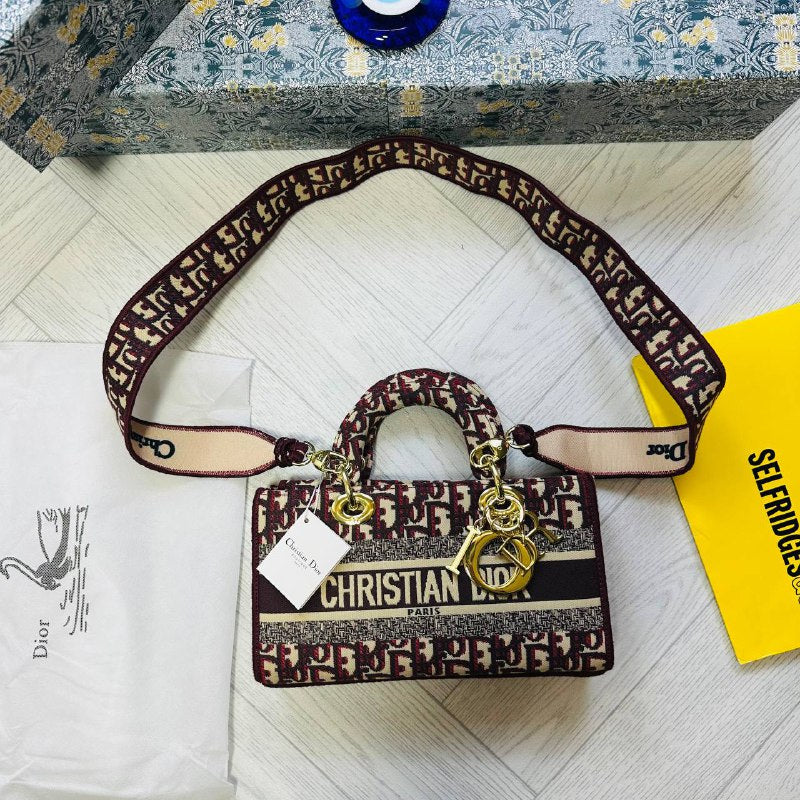 CHRISTIAN DOR BAG WHIT BOX to2012