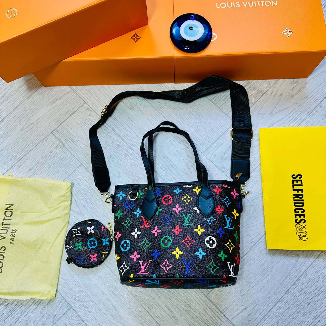 🎄🎄🎄🎄🎄🎄🎄🎄🎄 LVE bag 💼 WHIT BOX AND DUST BAG to2412