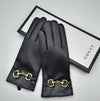 Ladies Gucc gloves with box and carrier sa1809