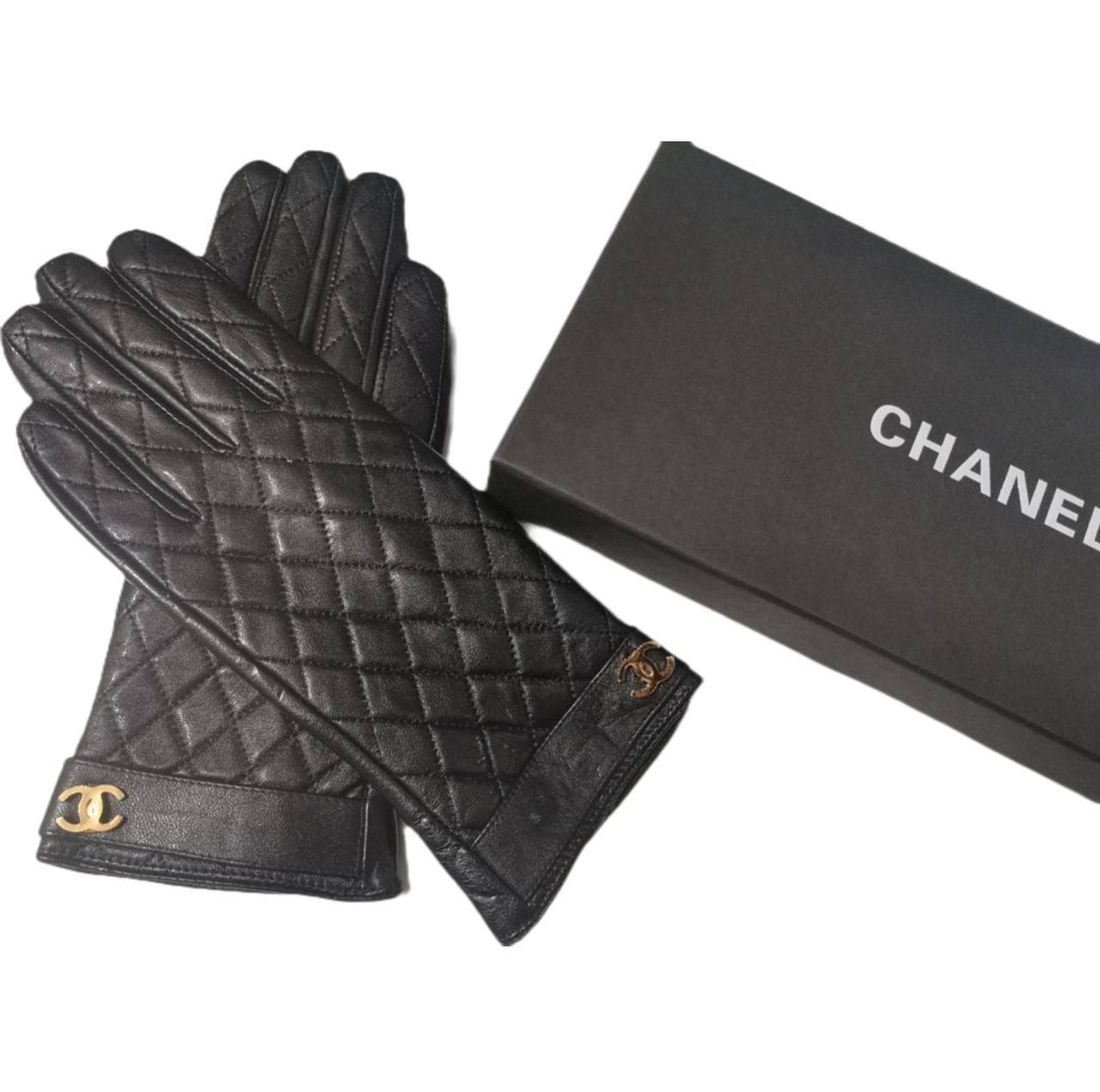 Ladies chanel gloves with box sa1809