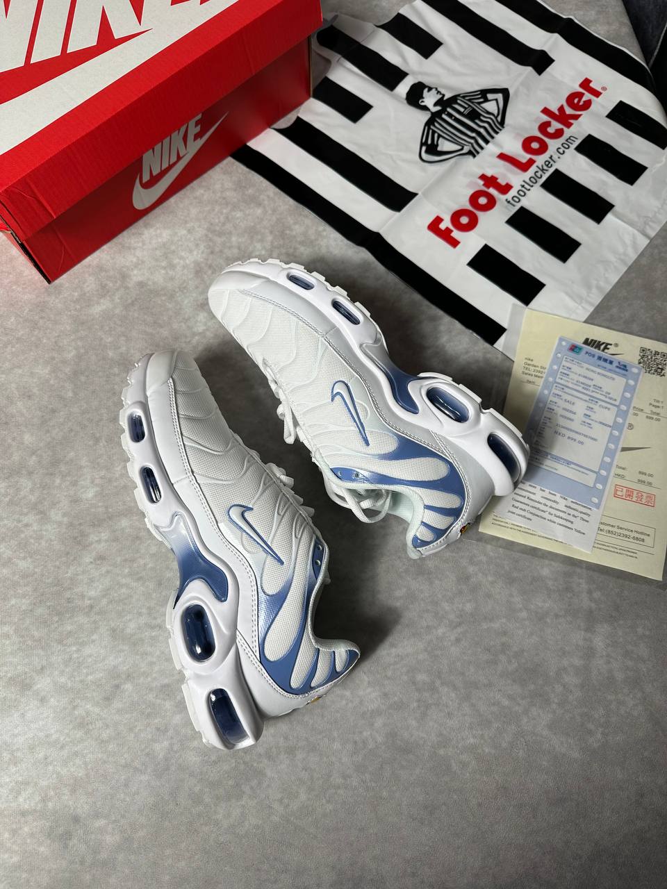 MENS NIK TNS COME WITH BOX ETC am1809