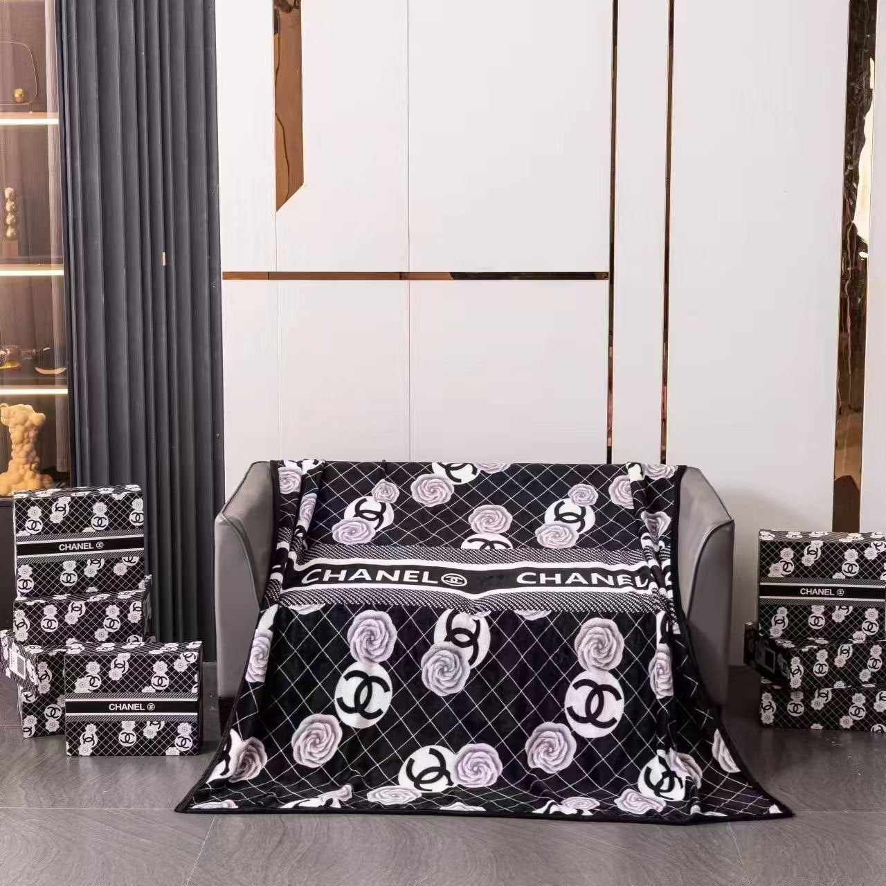 QUALITY THROW BLANKET WITH BOX ak2412