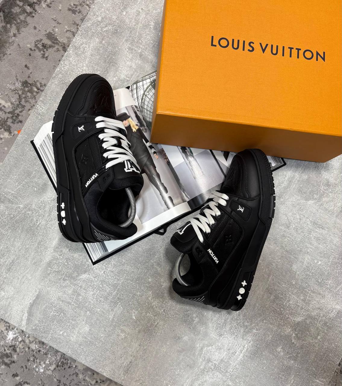 LVe Trainers aj1809