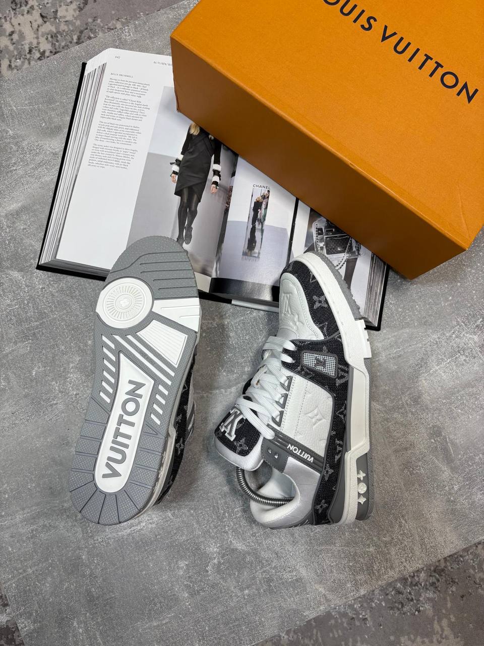 LVe Trainers aj1809