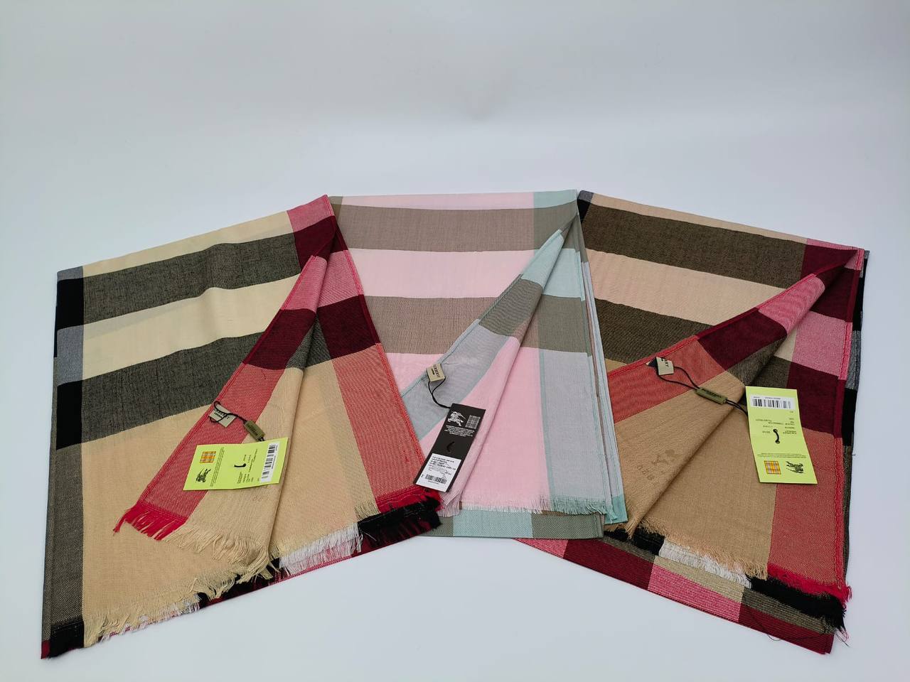 Burbery scarfs with box sa1809