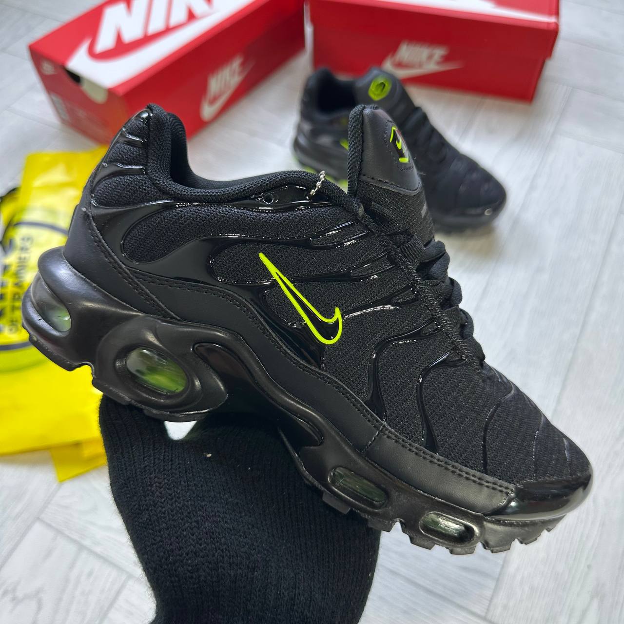 NIK AIR MAX 95 SHOES to2309