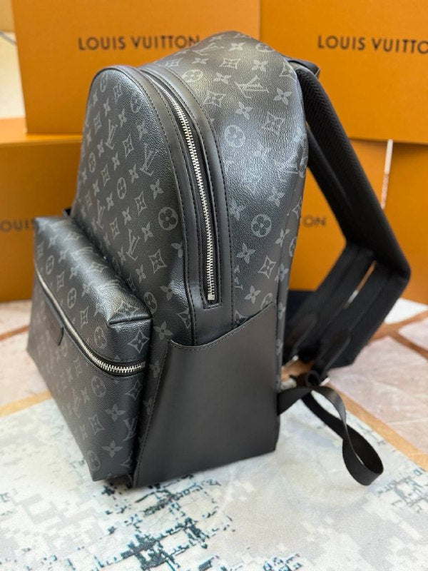 SUPERCLONE 1:1 QUALITY  LOUS VUION BACK PACKS LEATHER ONES COMES WITH DUST BAG su2509