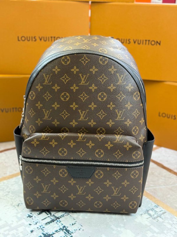 SUPERCLONE 1:1 QUALITY  LOUS VUION BACK PACKS LEATHER ONES COMES WITH DUST BAG su2509