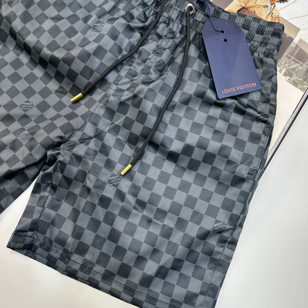 Top quality Lv swim shorts ha1004