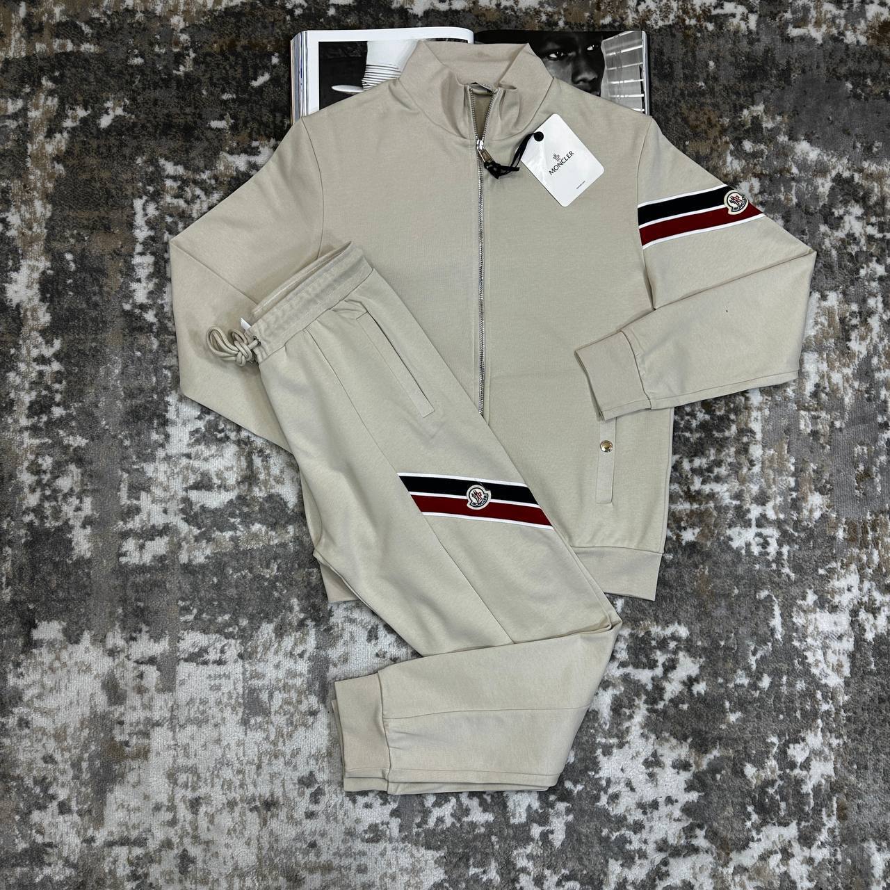 Top quality Moncle Tracksuit ha2709