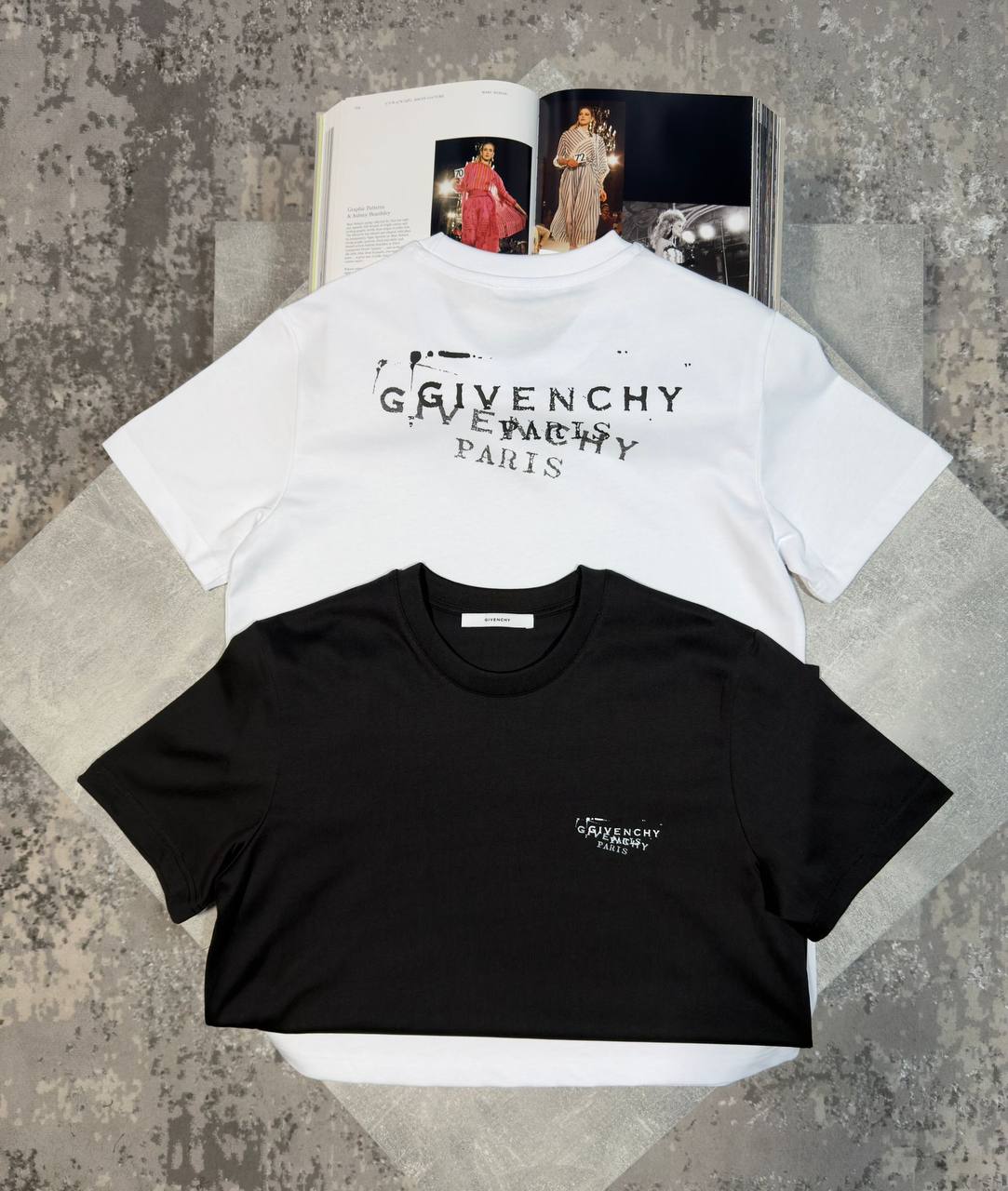 Givench Tshirt aj1104