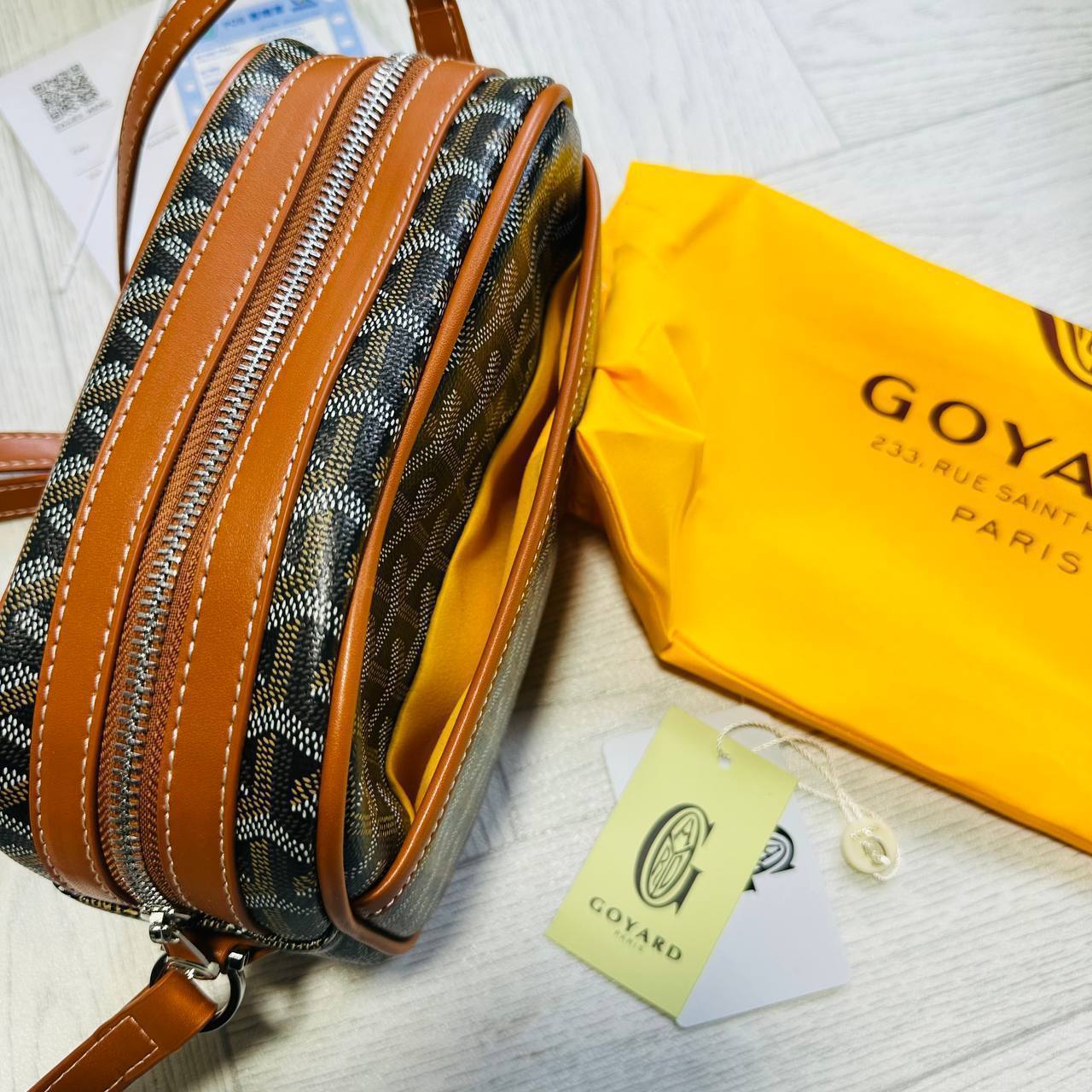 Goyar bag Come with box and dust bag to1104