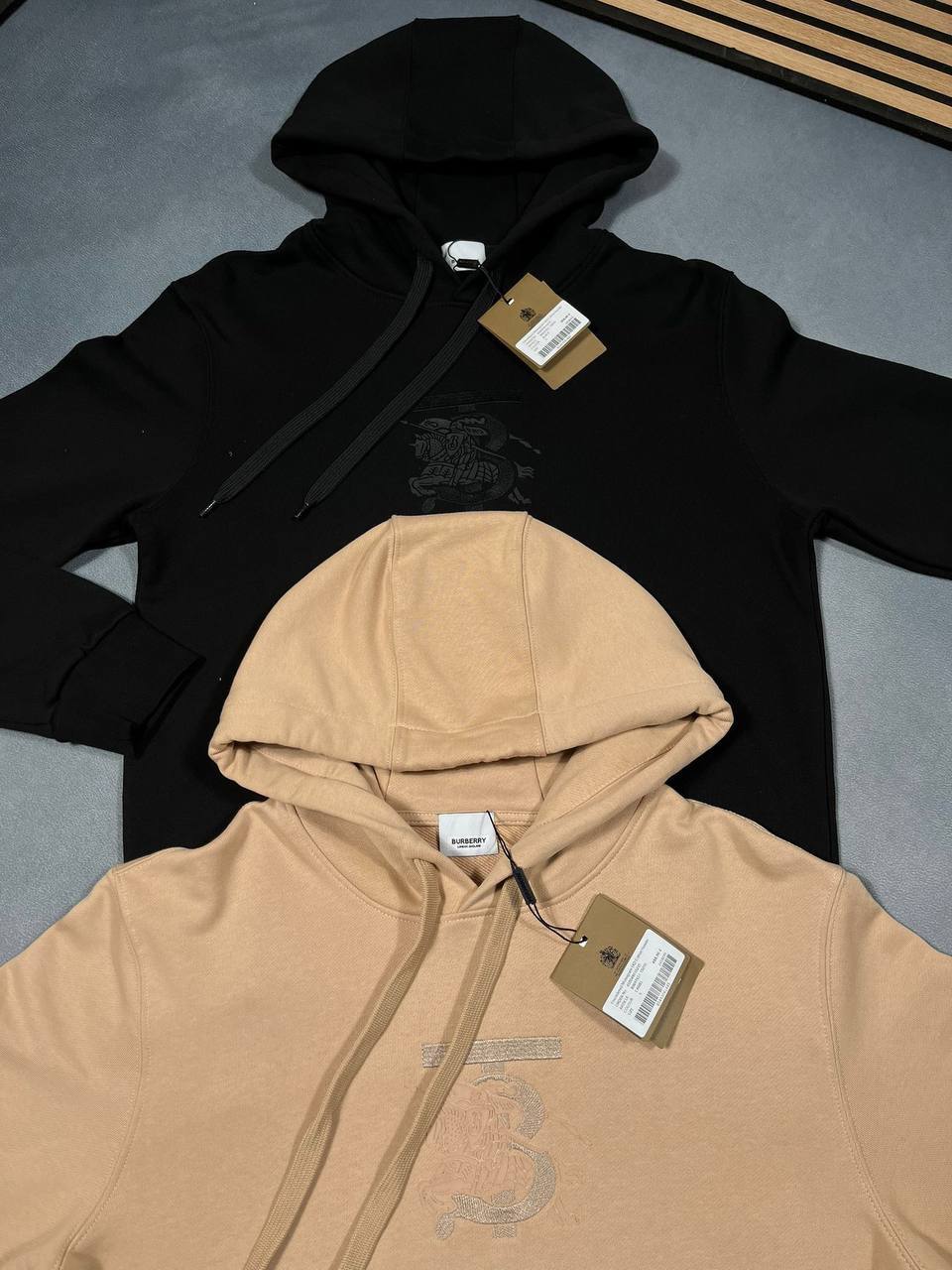 SUPER CLO BURBER HOODIE am2709