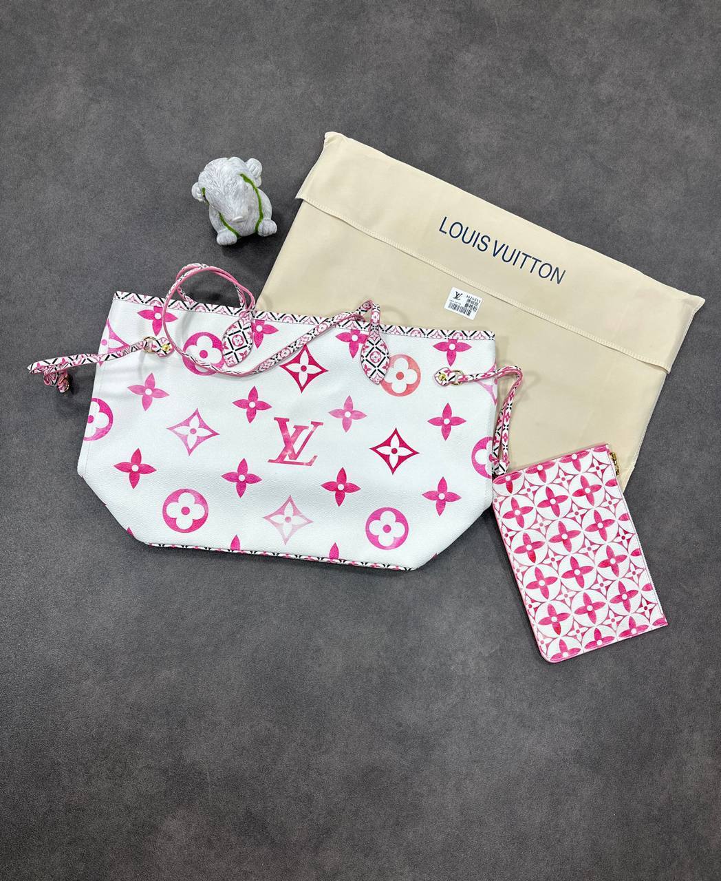 SUPERCLO 1:1 QUALITY  LOUS VUION NEVERFULL BAGS LEATHER ONES COMES WITH DUST BAG SAME LIKE ORIGINAL