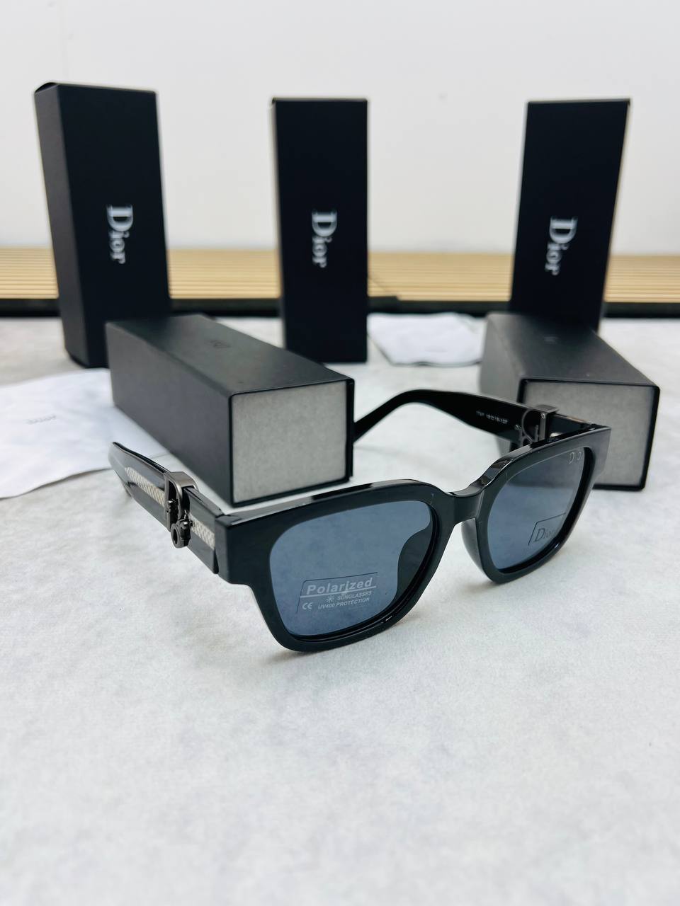 SUPER CLON DIO  SUNGLASSES COME WITH BOX ETC am1104