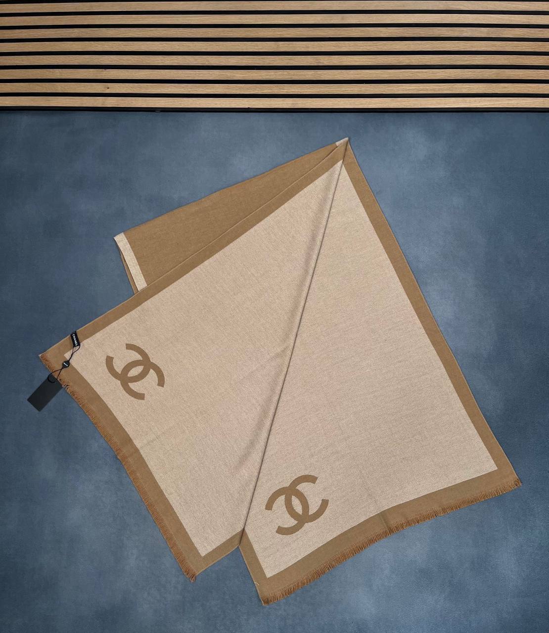 CHANE SCARF COME WITH BOX ETC am2909