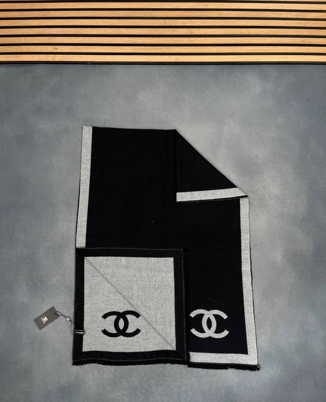 CHANE SCARF COME WITH BOX ETC am2909