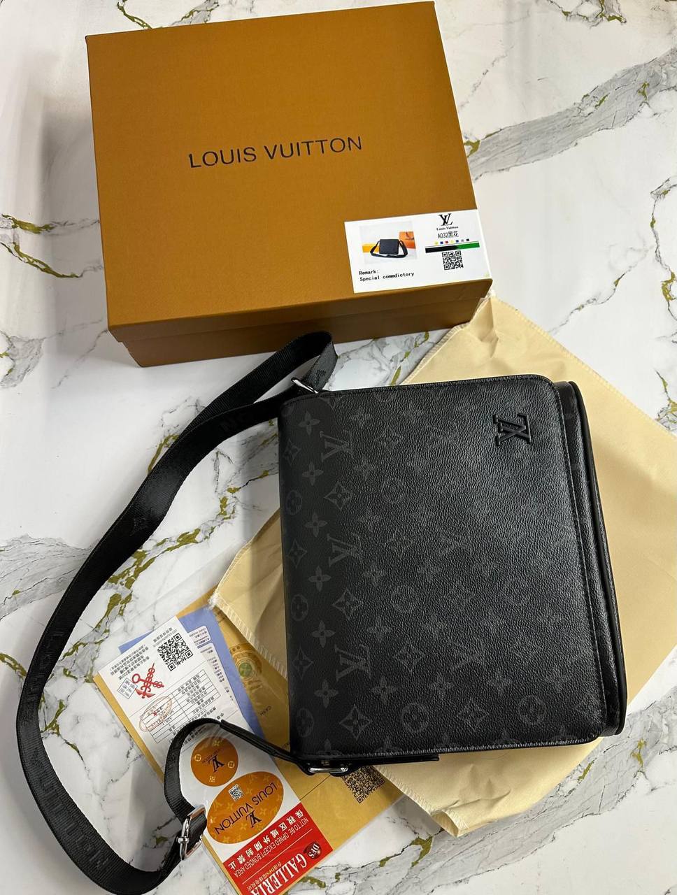 MENS LV BAG COME WITH BOX ETC am1304