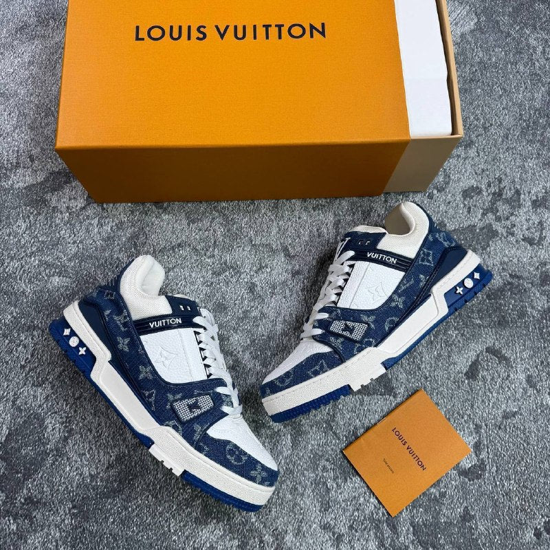 Lv trainer with box on sale sa1204