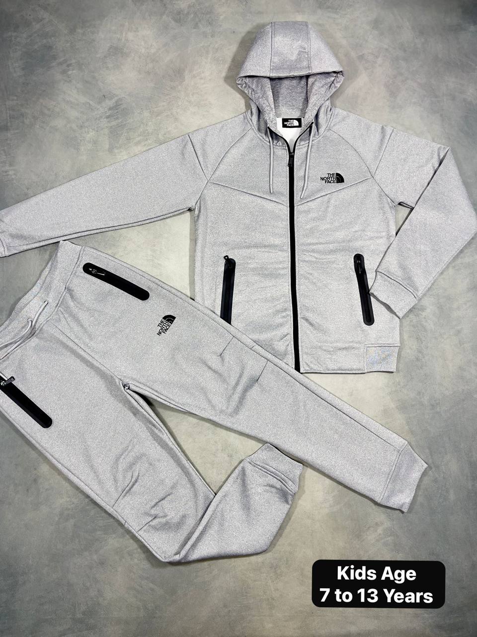 Northfacee Kids Tracksuit su0210