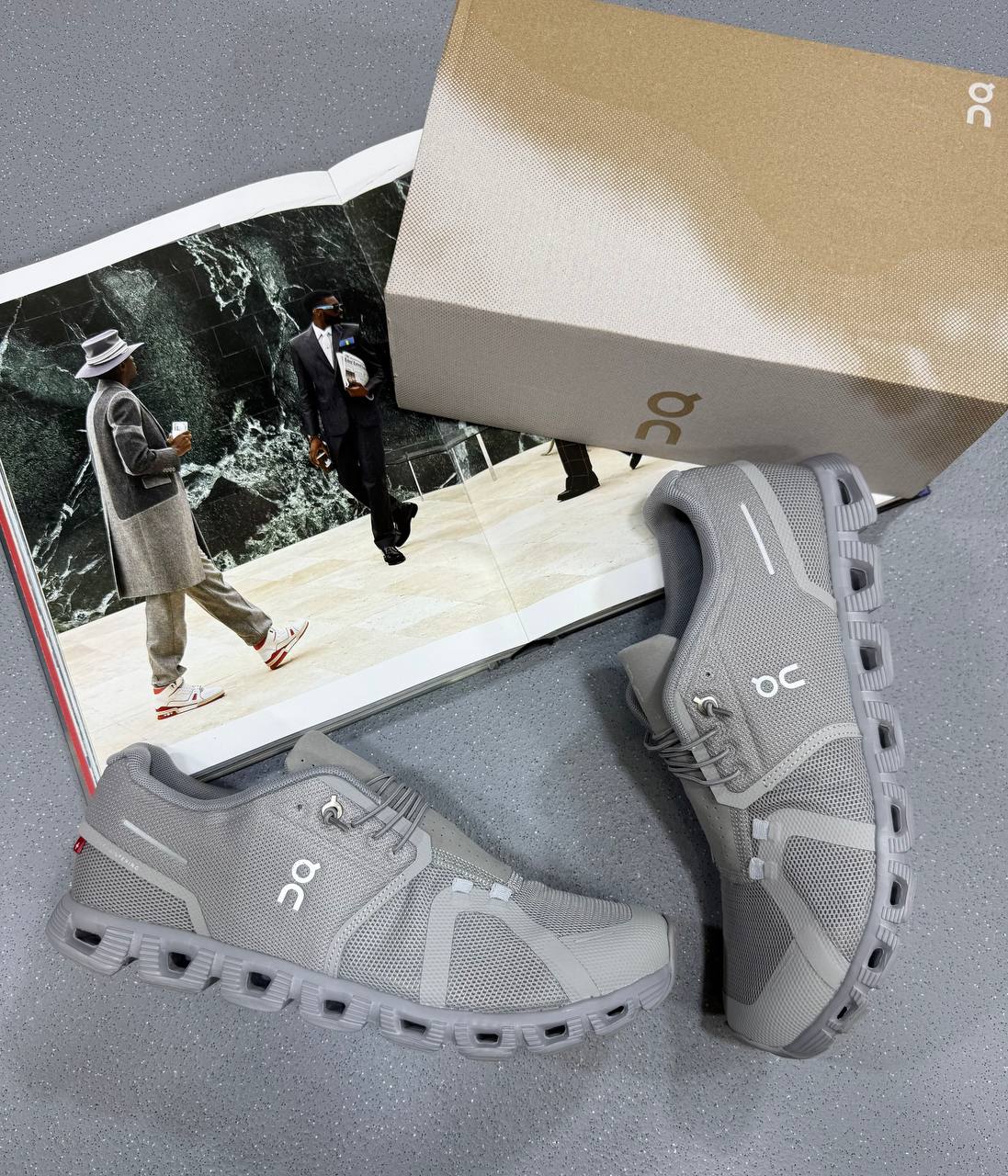 SUPER CLO MEN’S  ON RUNNING  TRAINERS su0107