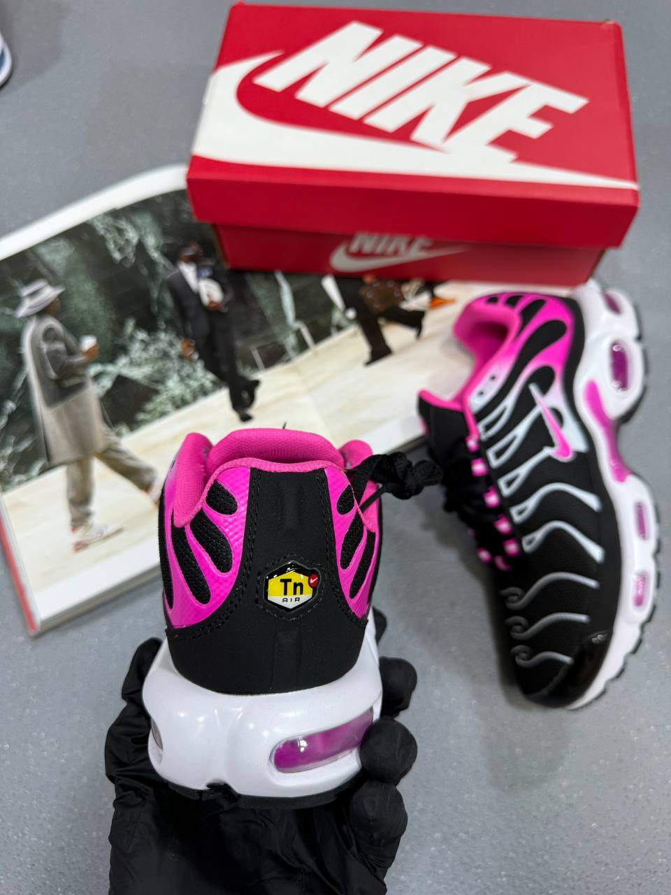 SUPER CL NIKE LADIES TN’S su0107
