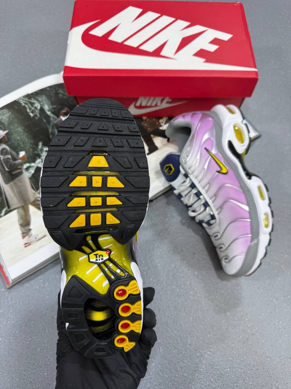 SUPER CL NIKE LADIES TN’S su0107