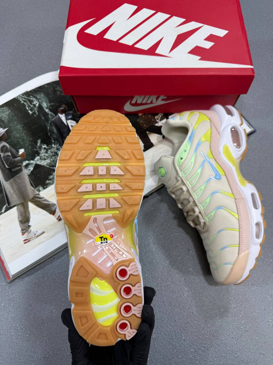 SUPER CL NIKE LADIES TN’S su0107