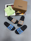 HIGH END BURBERR SLIDES MENS WITH FULL PACKAGING ETC jay2604