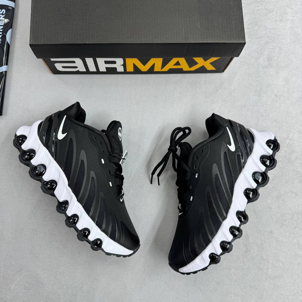 Nike DN8  su0107