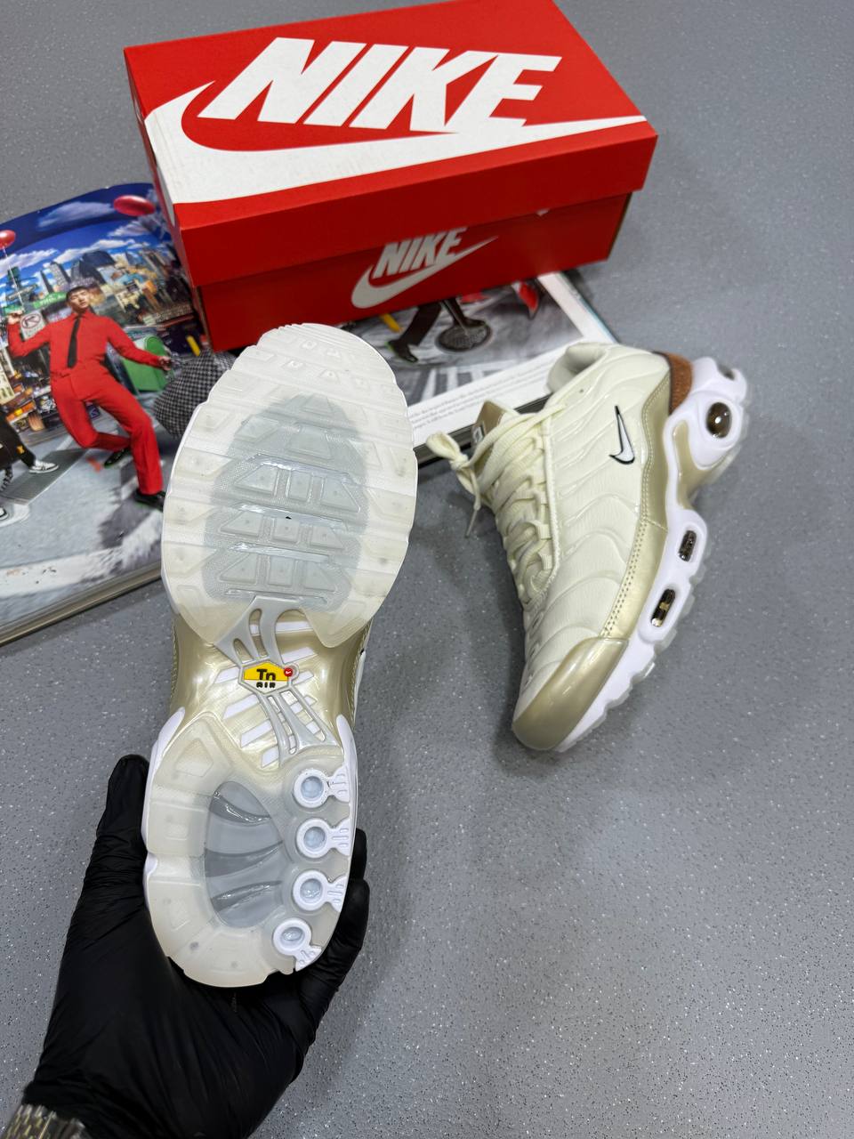 SUPER CLO NIKE TNS su0107